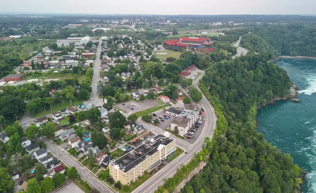 Niagara, NY